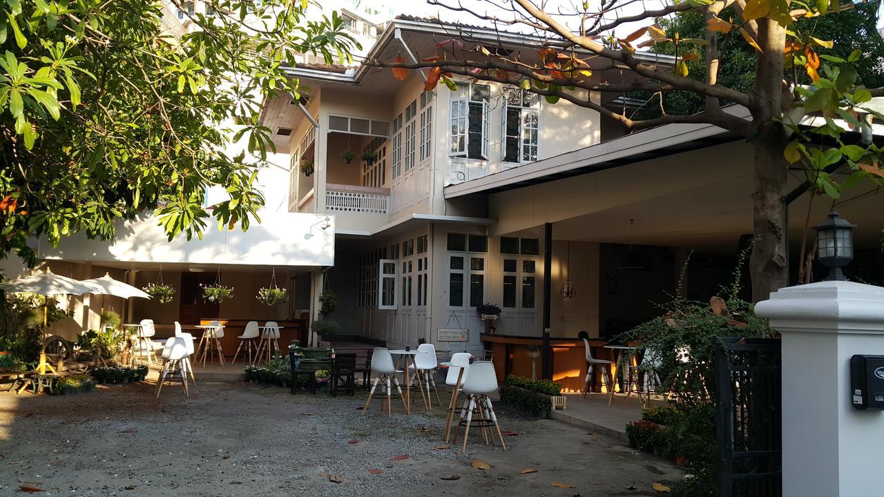 Coc Guest House & Hostel เชียงใหม่ ภายนอก รูปภาพ