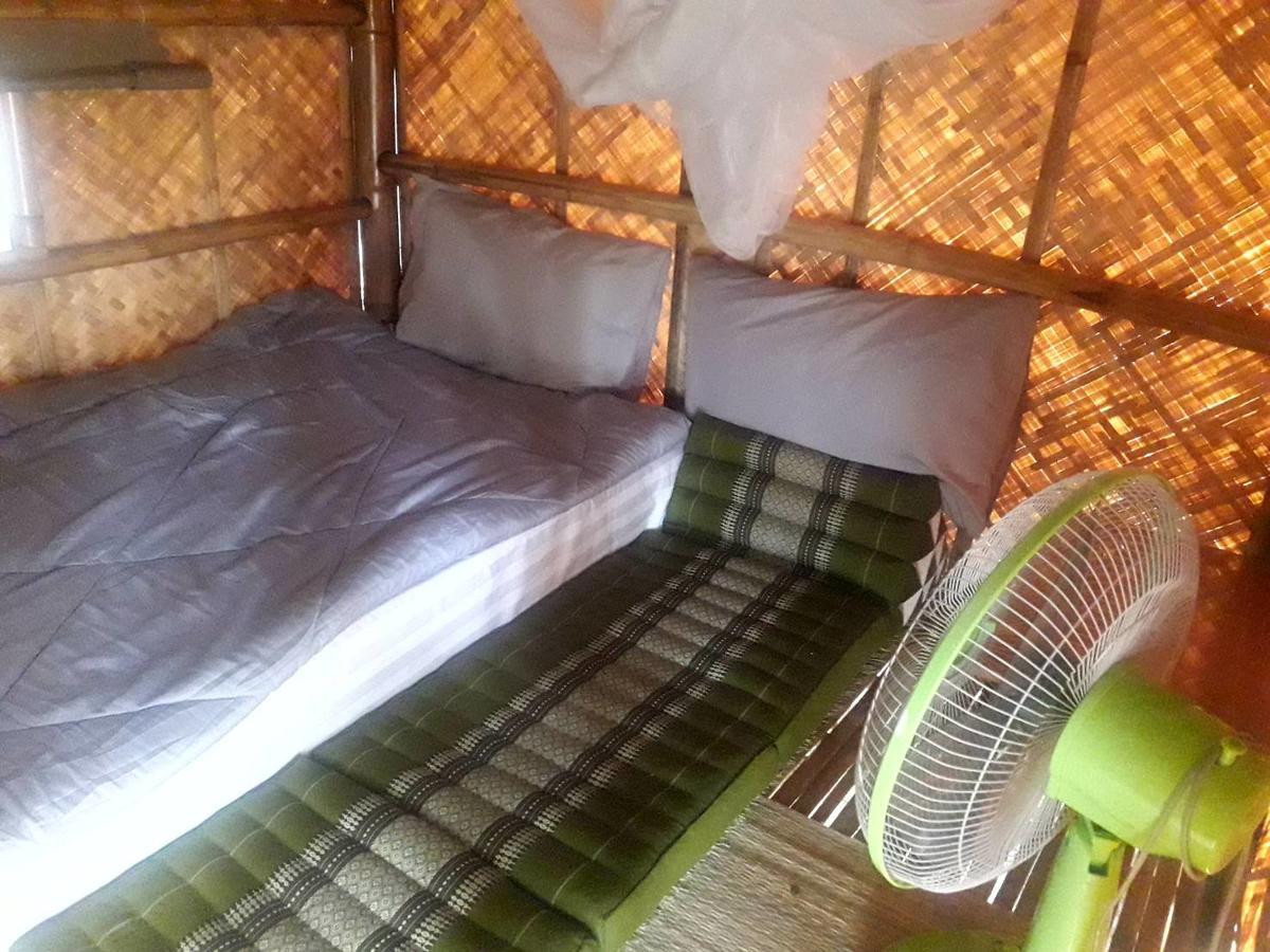 Coc Guest House & Hostel เชียงใหม่ ภายนอก รูปภาพ