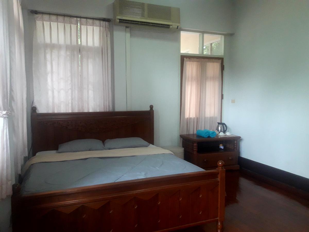 Coc Guest House & Hostel เชียงใหม่ ภายนอก รูปภาพ
