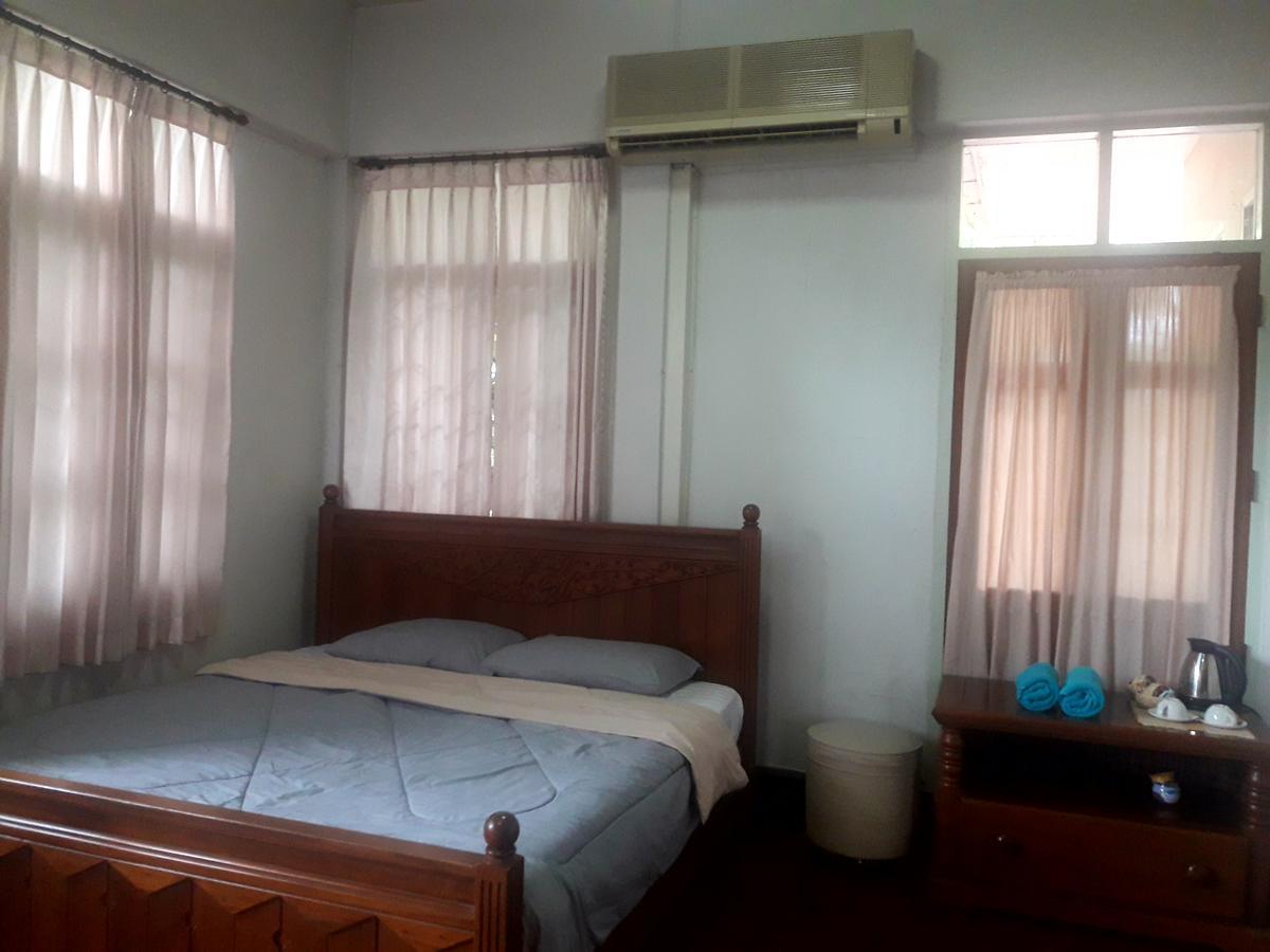 Coc Guest House & Hostel เชียงใหม่ ภายนอก รูปภาพ
